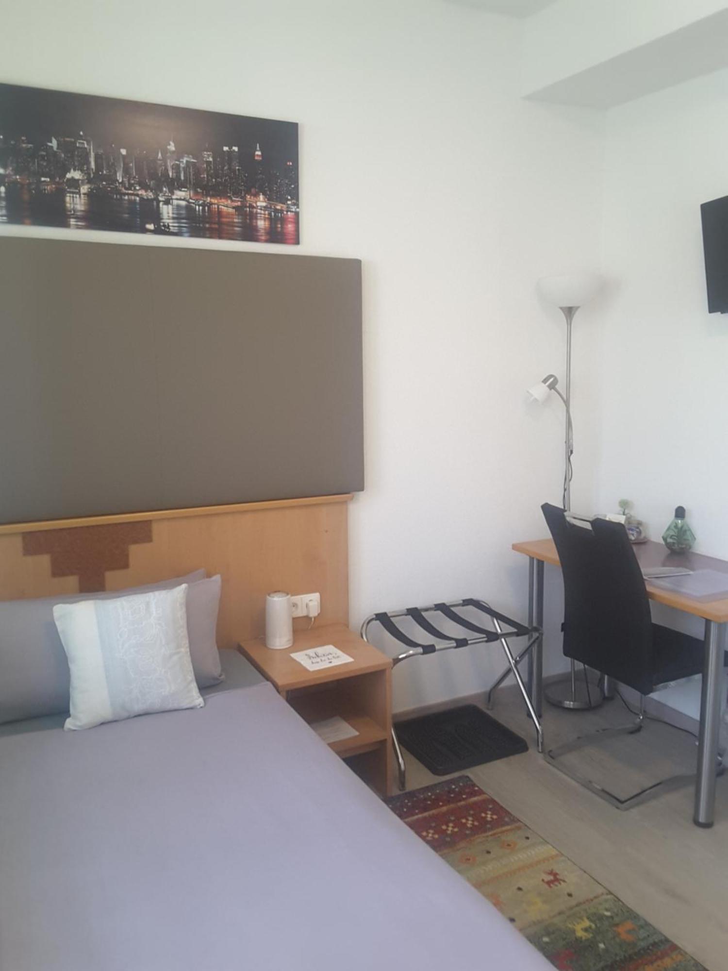 Hotel Post Mühlacker Eksteriør billede